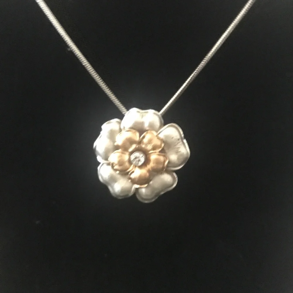 Brighton vintage flower necklace with Swarovski crystal - Picture 5 of 5